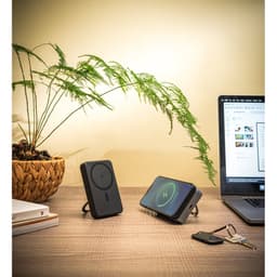 WARSHEL 10. Bateria portátil magnética com carregador por indução super-rápido (10'000 mAh), em ABS 100% reciclado Code.: 97143 - foto 5