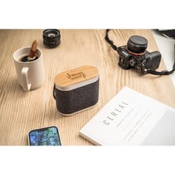GUETTA. Caixa de som de 5W com carregador por indução super-rápido e autonomia de 2h (1'200 mAh), em bambu e PET 100% reciclado Code.: 97183 - foto 10